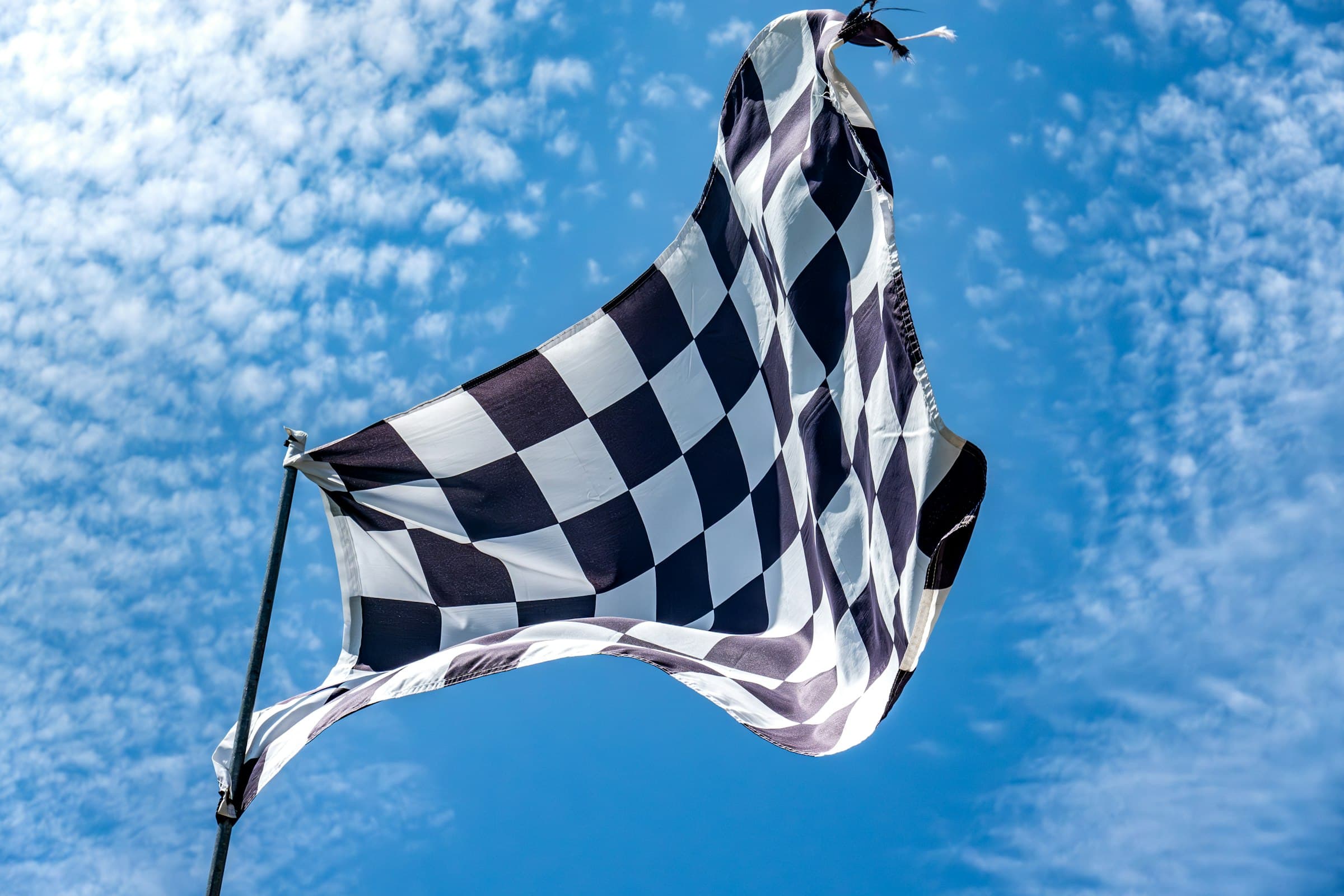 Zielflagge im Wind